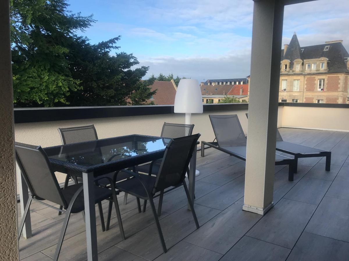 Aux Gres Des Vagues Appartement Lion-sur-Mer Buitenkant foto