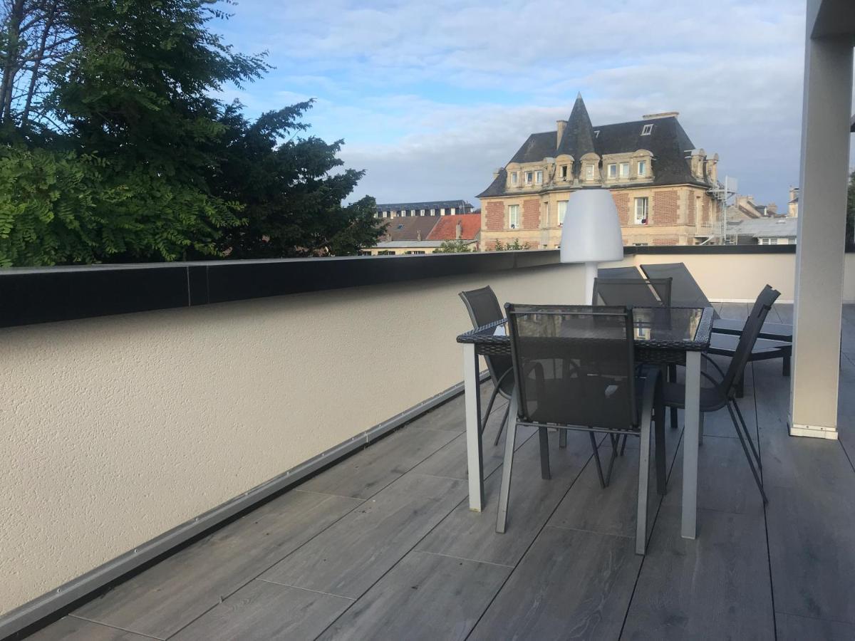 Aux Gres Des Vagues Appartement Lion-sur-Mer Buitenkant foto